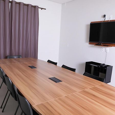 Hotel Borges Quirinopolis Екстер'єр фото