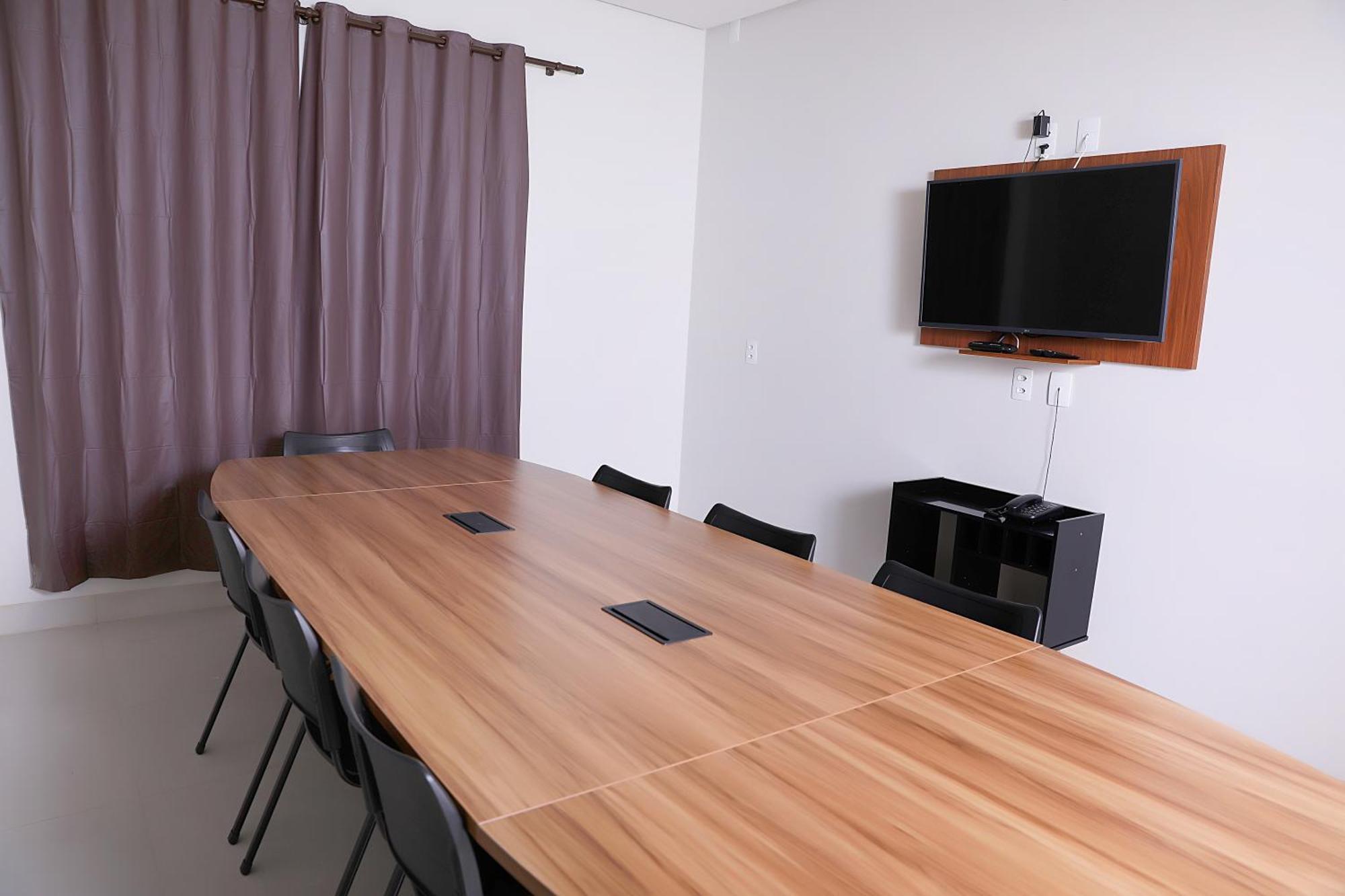 Hotel Borges Quirinopolis Екстер'єр фото